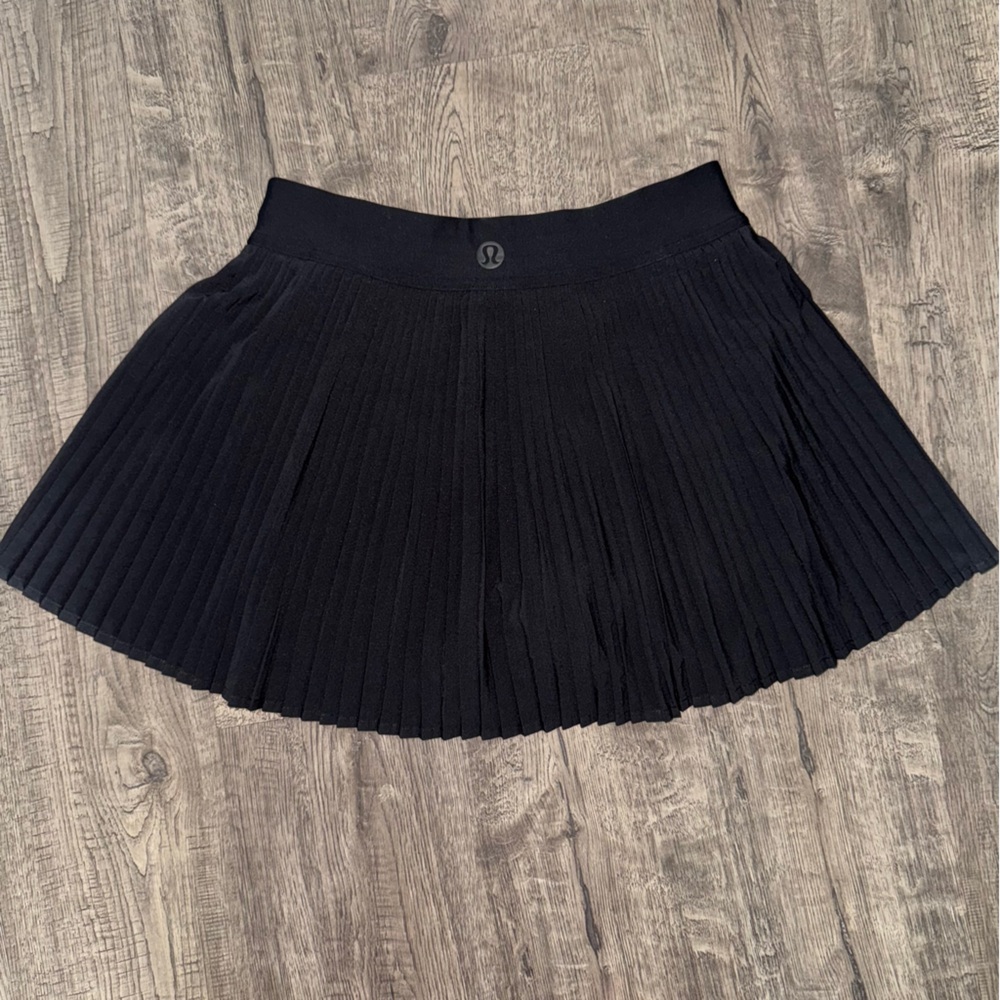 Lululemon varsity high-rise pleated tennis skirt